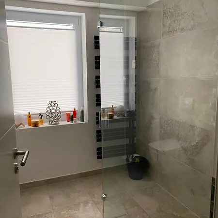 Apartment Wanderful App 704
